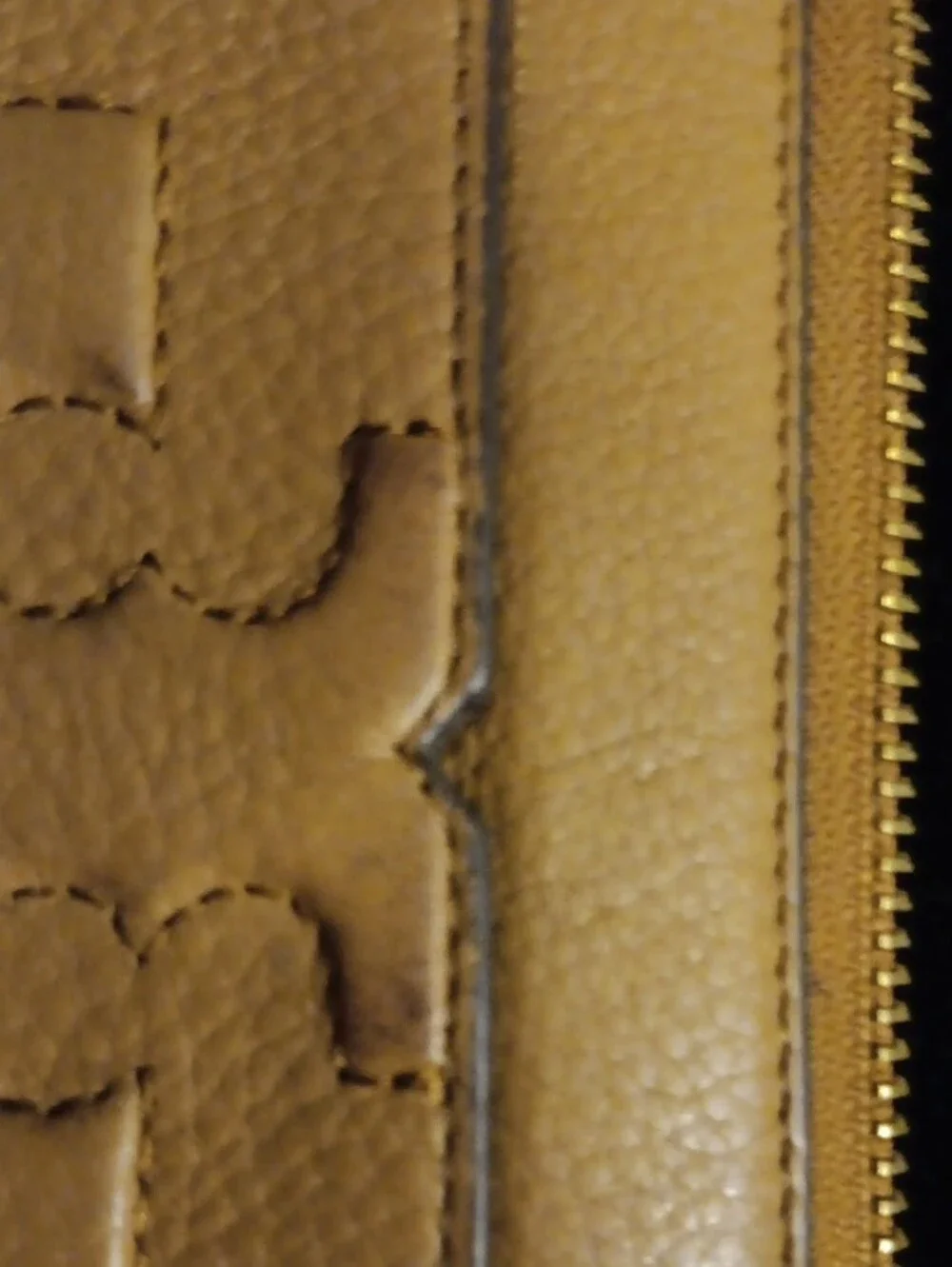 Tory Burch compact zip